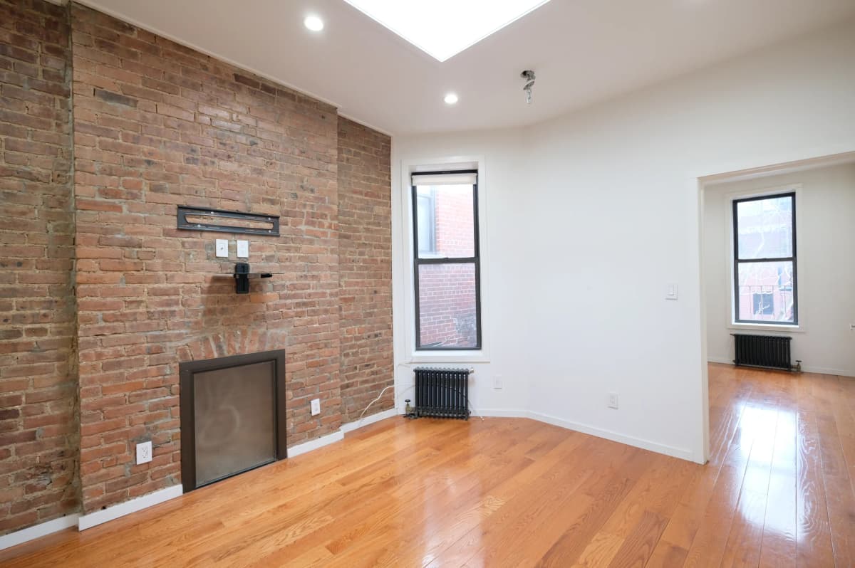 Ben Maidenbaum - 237 West 20th Street #5B 1 of 15