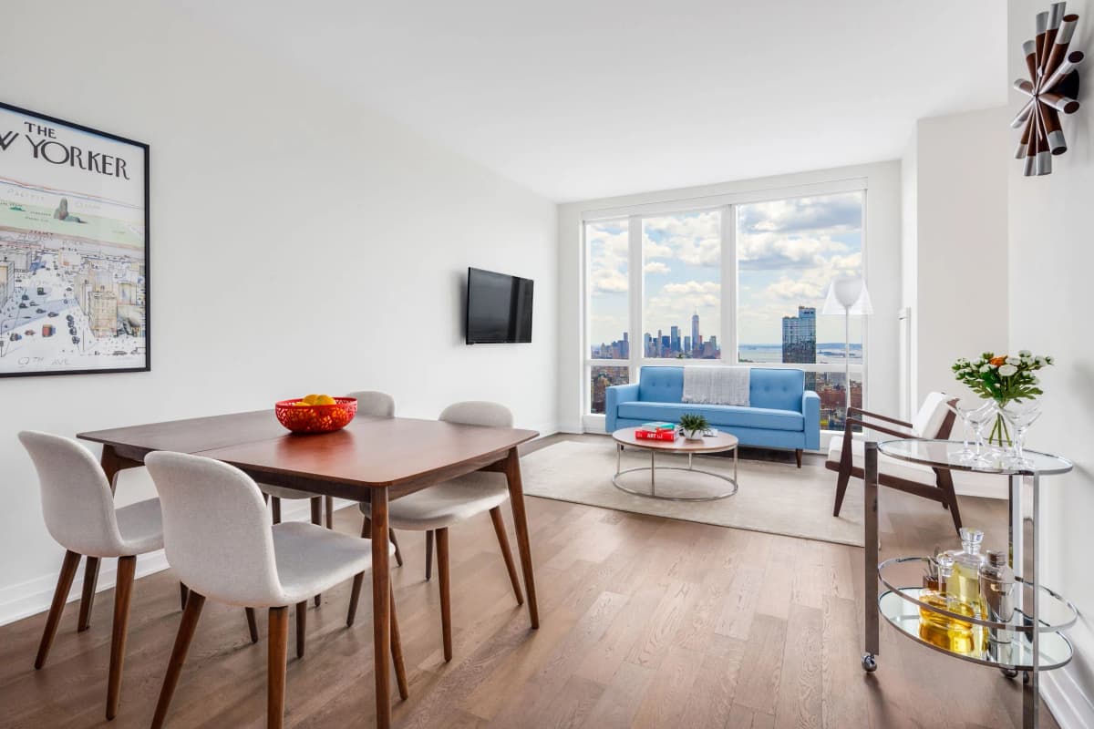 Sherina Ji - 460 West 42nd Street #57F 1 of 15