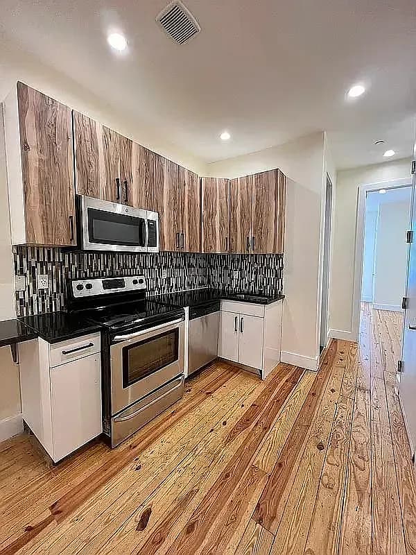 ERN Flats - 570 Evergreen Avenue #1L 1 of 15