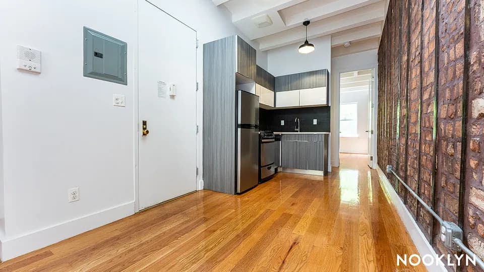 Nooklyn Apartments - 31 Montrose Avenue #3L 1 of 15