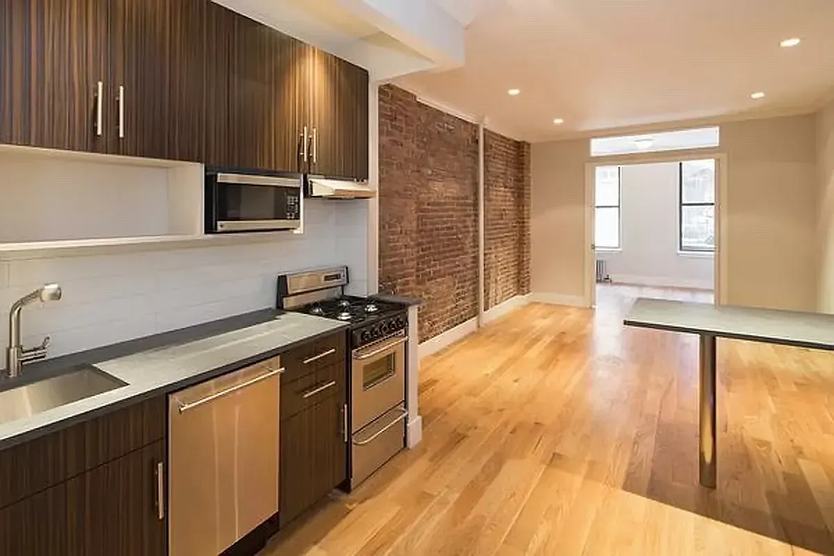 Ricky Bustamante - 515 West 47th Street #4A 1 of 15