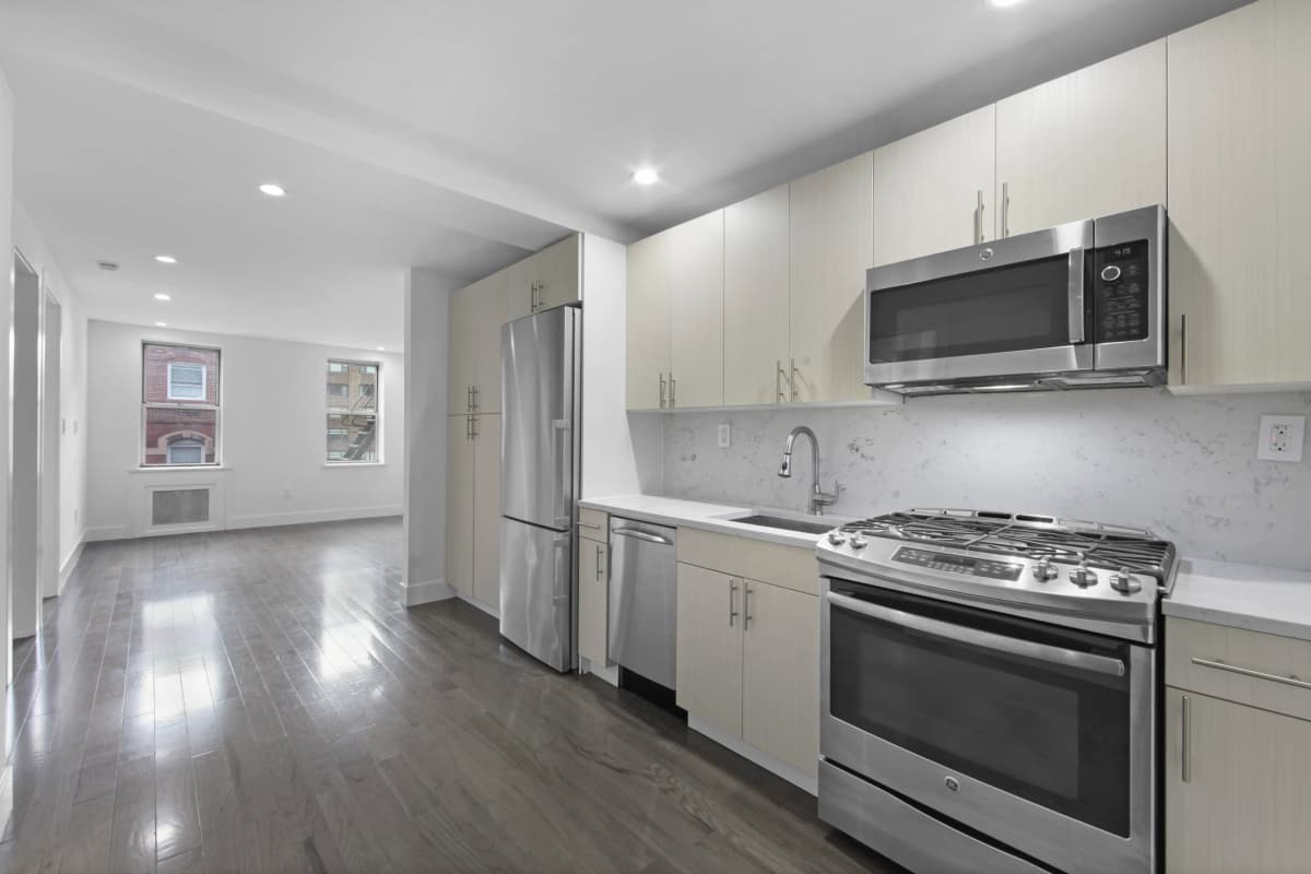 Stonehenge NYC - 330 East 63rd Street #6J 1 of 15