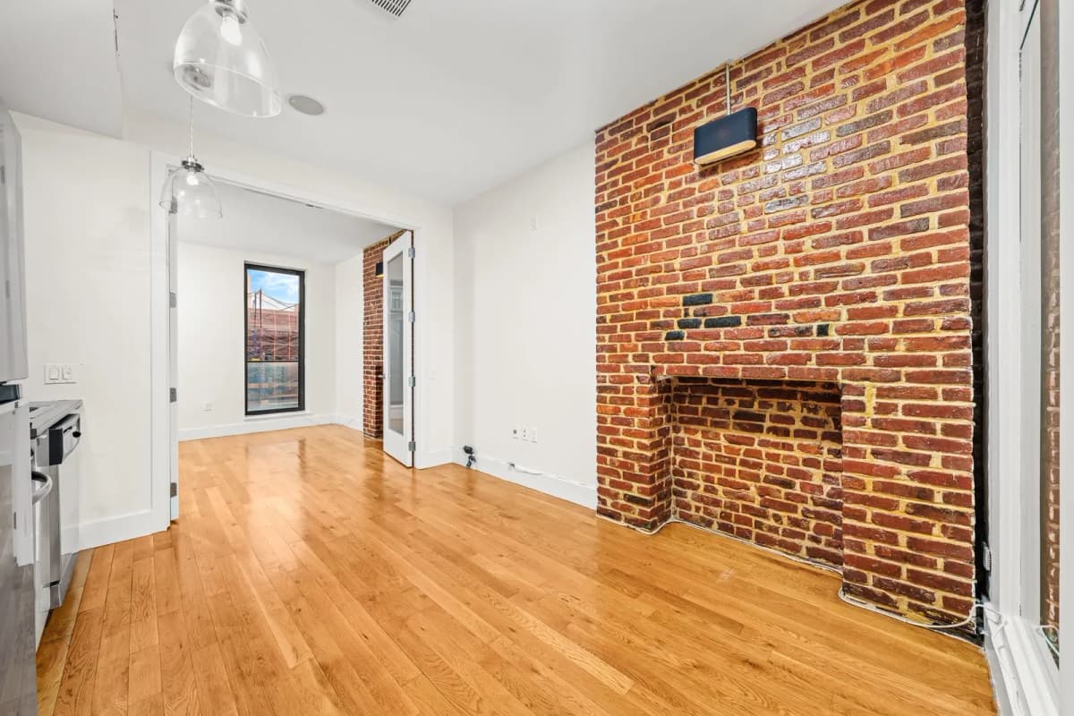 James Eden - 193 Bedford Avenue #4A 1 of 15