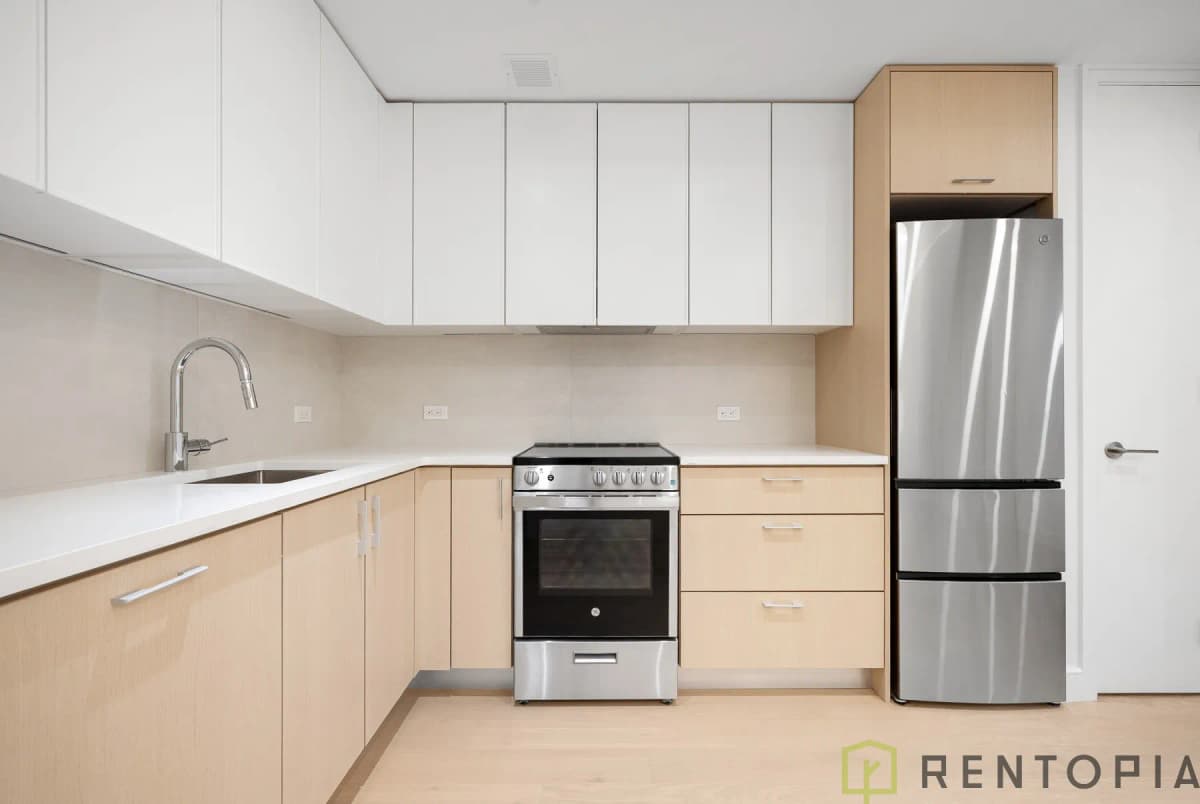 Rentopia Listings - 622 11th Avenue #304 1 of 15