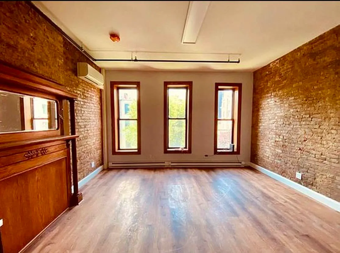 Gur Altberg - 24 West 123rd Street #A 1 of 10