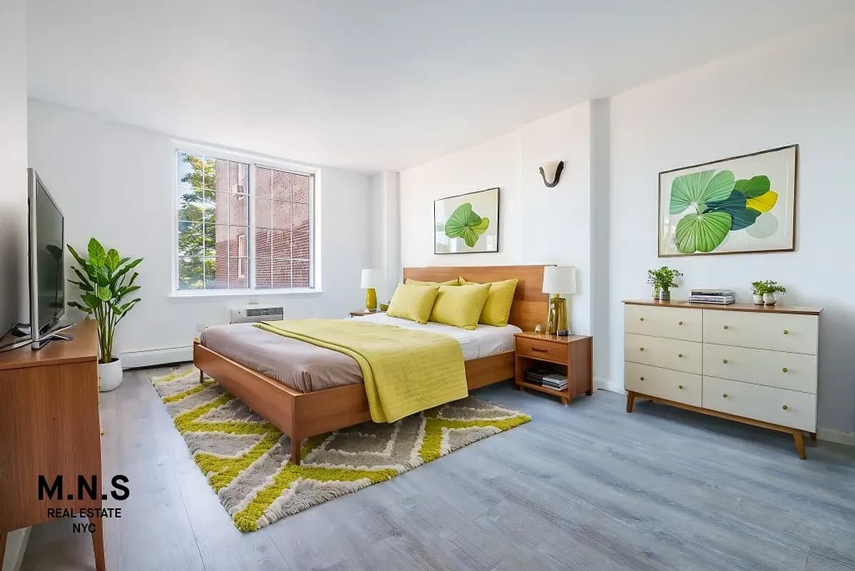 Anastasiia Grusha - 423 Ocean Parkway #1 1 of 11