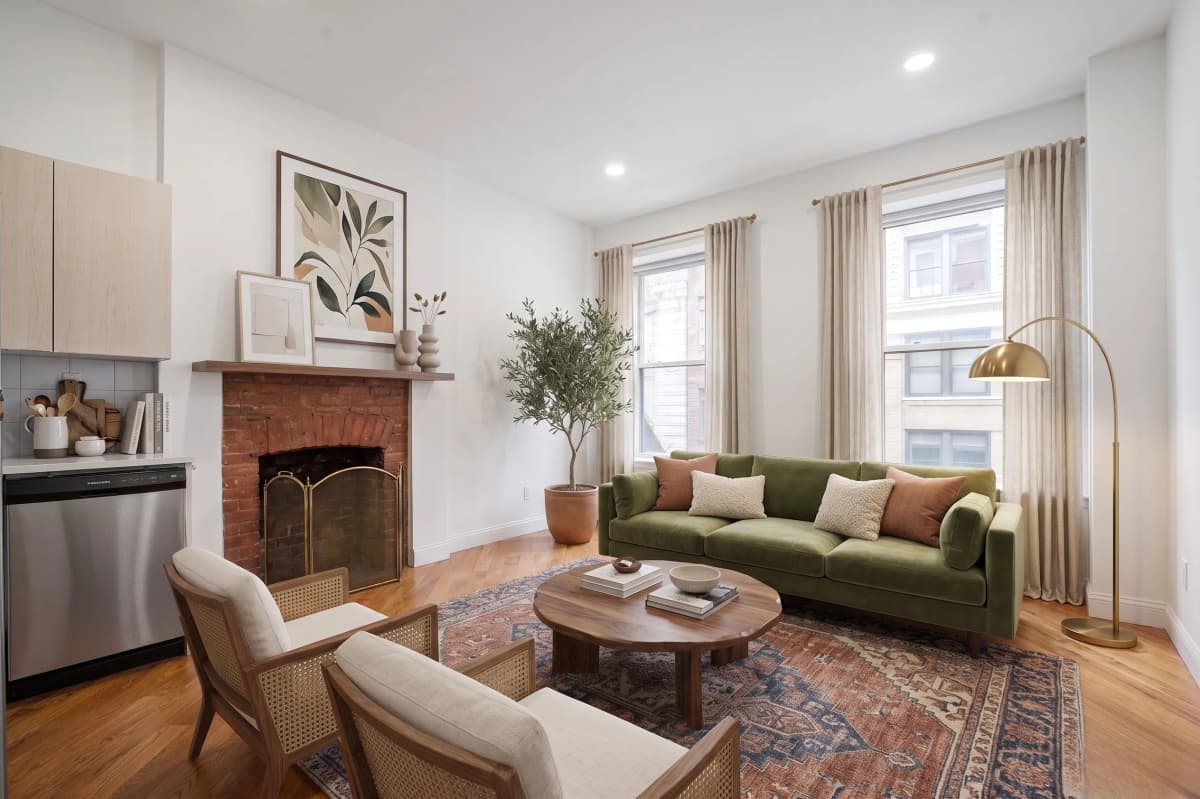 The Davidov Team - 36 West 35th Street #2A 1 of 15