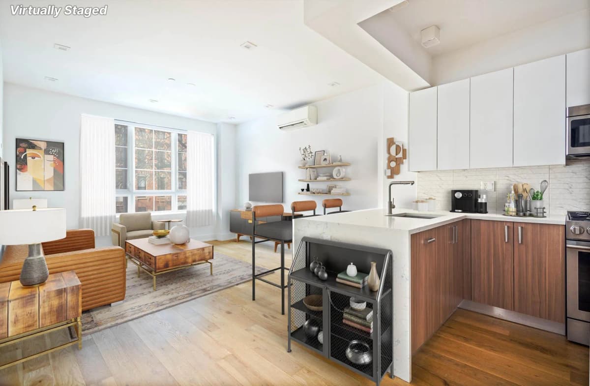 Amy Doot - 838 Quincy Street #2F 1 of 15