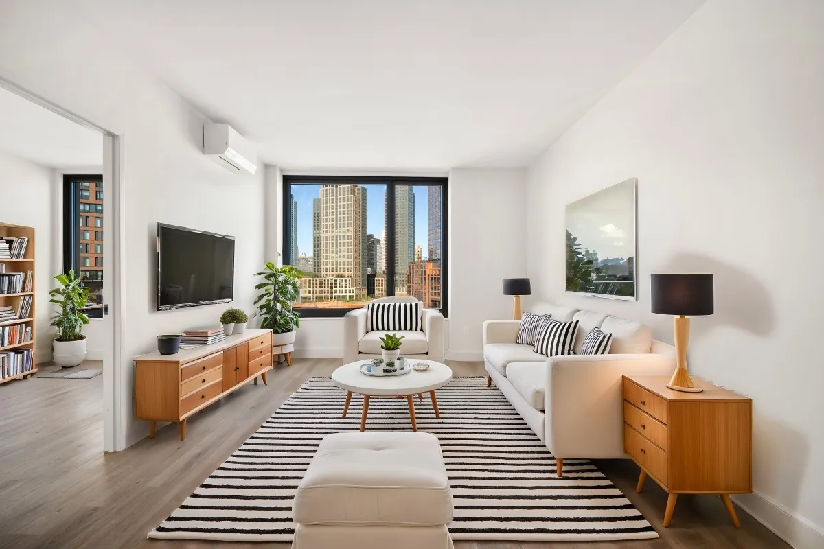 Natalie Salykine - 75 Dupont Street #126 1 of 15