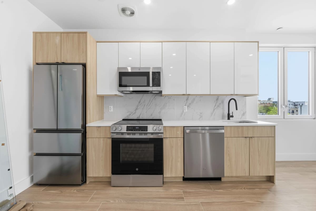 Eli Deitsch - 948 New York Avenue #PH 1 of 12