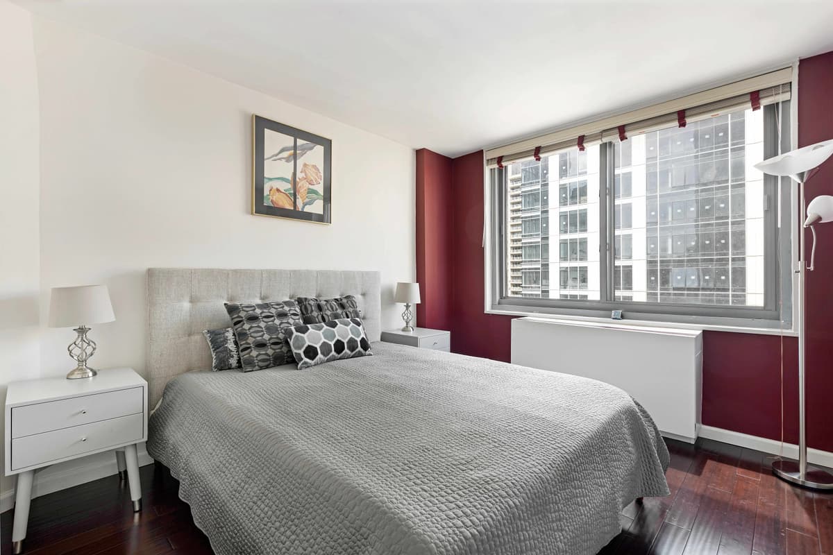 Stefani Pace - 2025 Broadway #15B 1 of 10