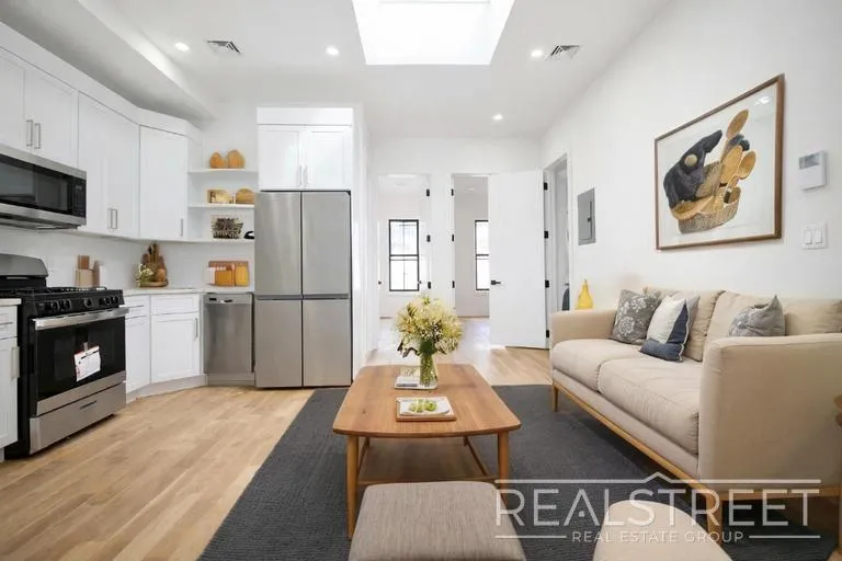 Marc Shagalow - 59 Beaver Street #2 1 of 15
