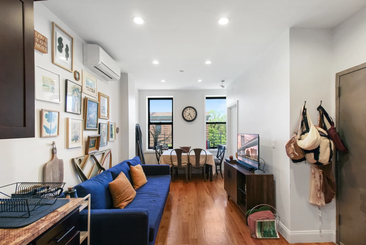 Roi Boblil - 43 Moffat Street #4 1 of 15