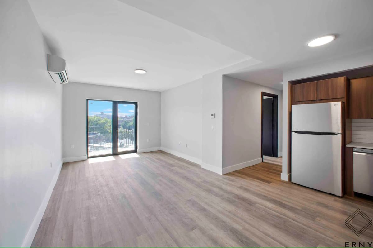 Israel Zeev - 1111 Foster Avenue #508 1 of 15