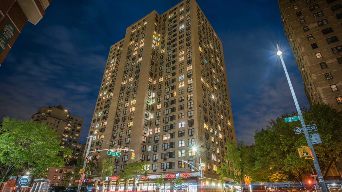 240 East 27th Street #12A - 240 East 27th Street #12A 1 of 15
