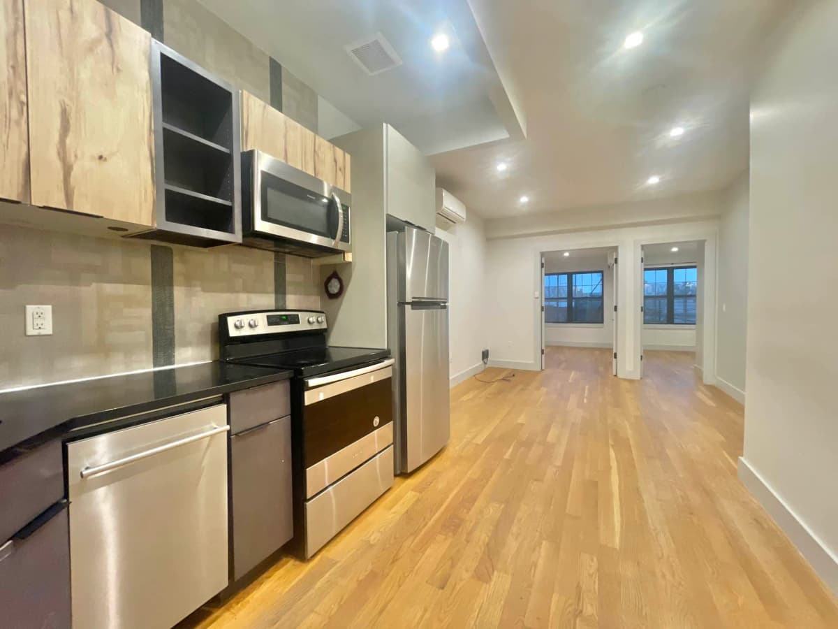 Mendy Benhamou - 239 Scholes Street #2LL 1 of 15