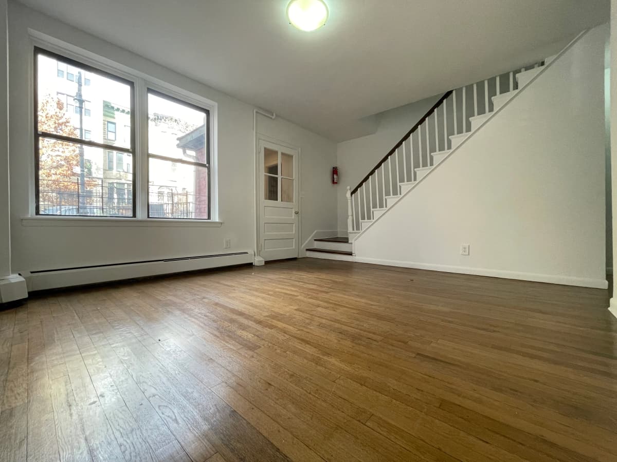 Alex Yelon - 401 Convent Avenue CARRIAGE-HOUSE 1 of 15
