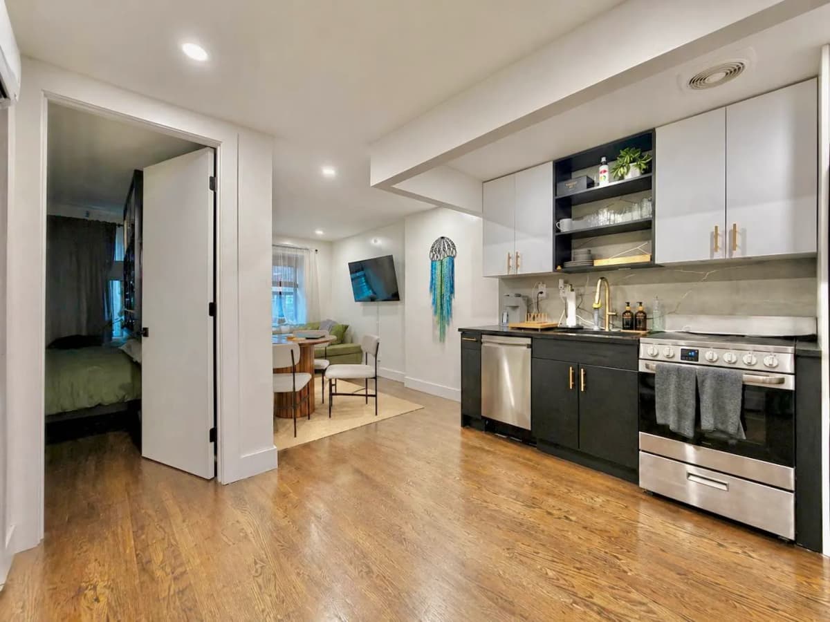 Meron Mulu - 333 South Fifth Street #1A 1 of 15