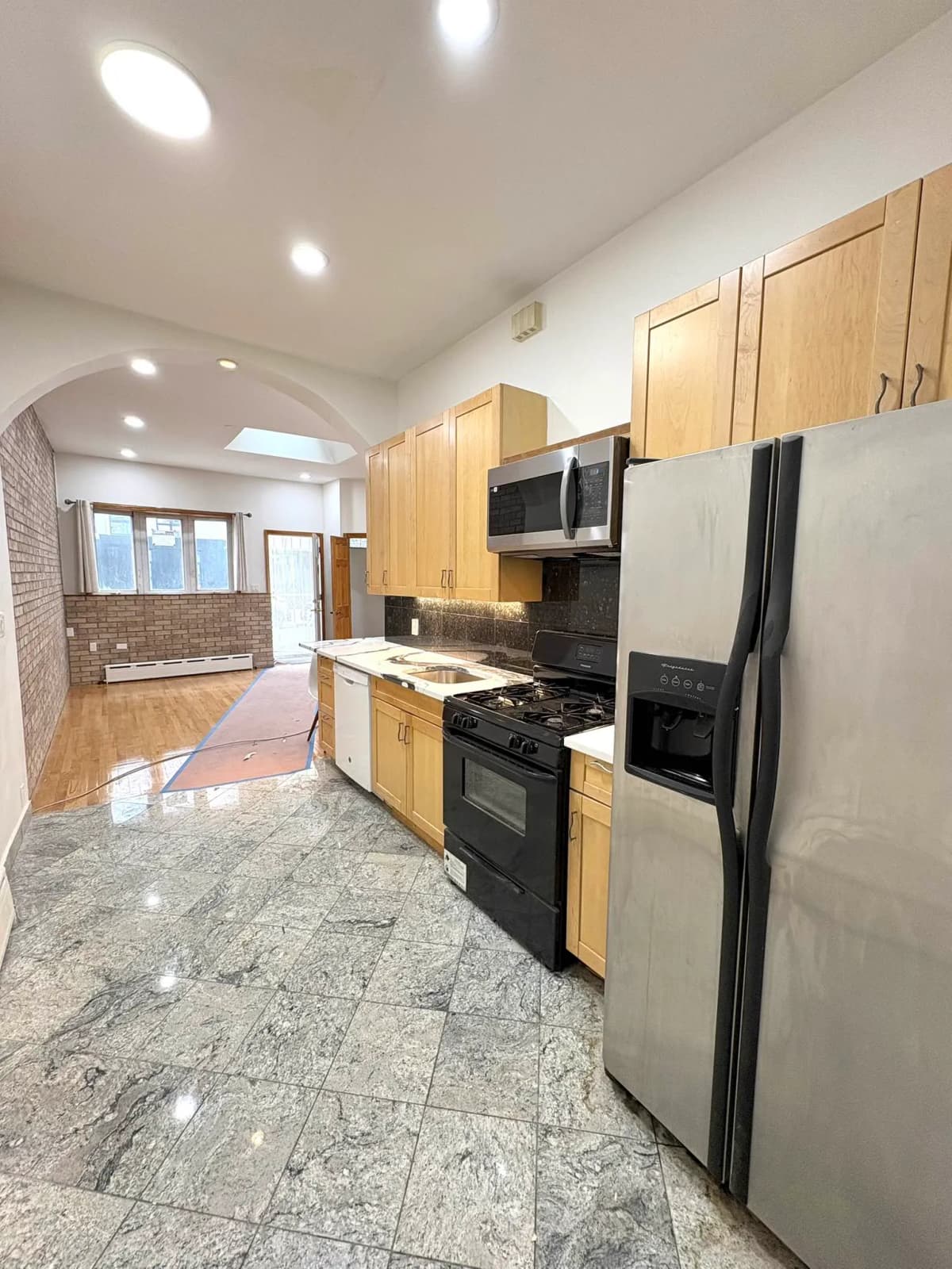 Katarina Golianov - 138 Frost Street #1 1 of 15