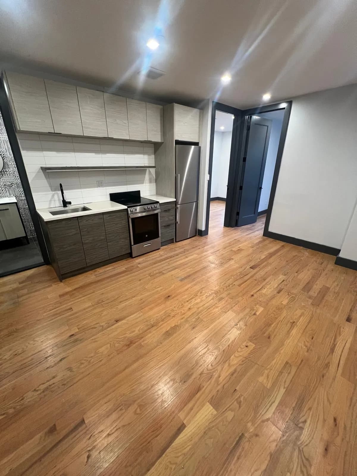 Cameron Rubin - 207 Rochester Avenue #4A 1 of 15