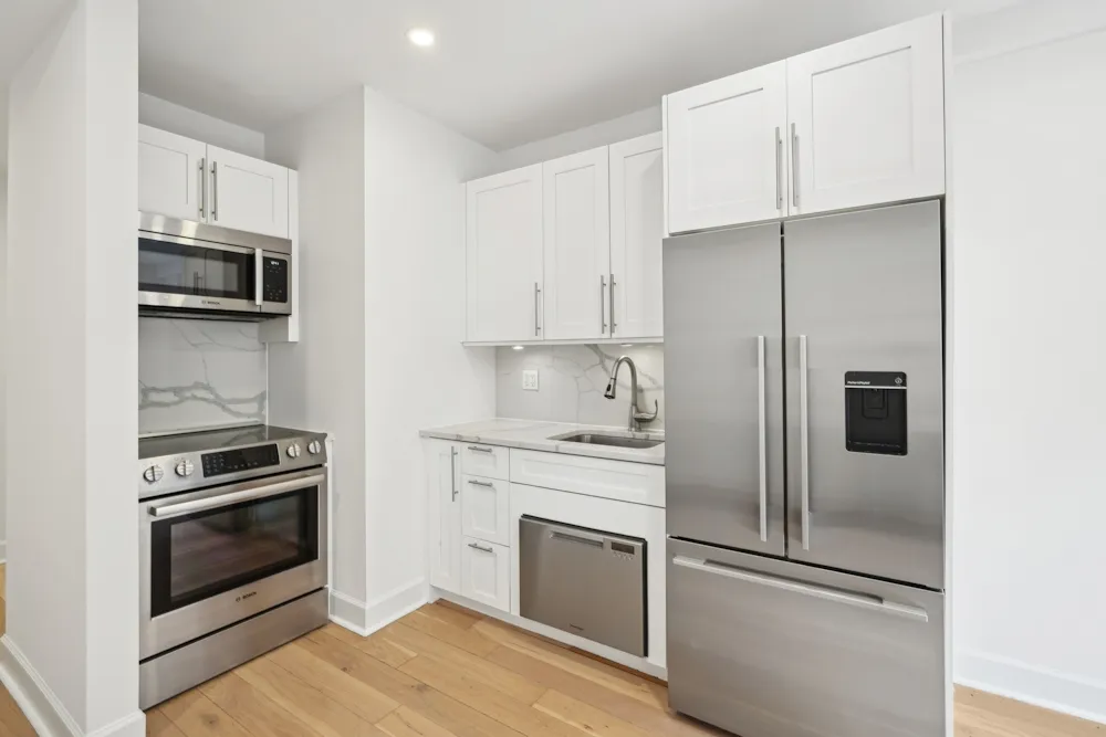 160 East 48th Street #8J1 - 160 East 48th Street #8J1 1 of 15