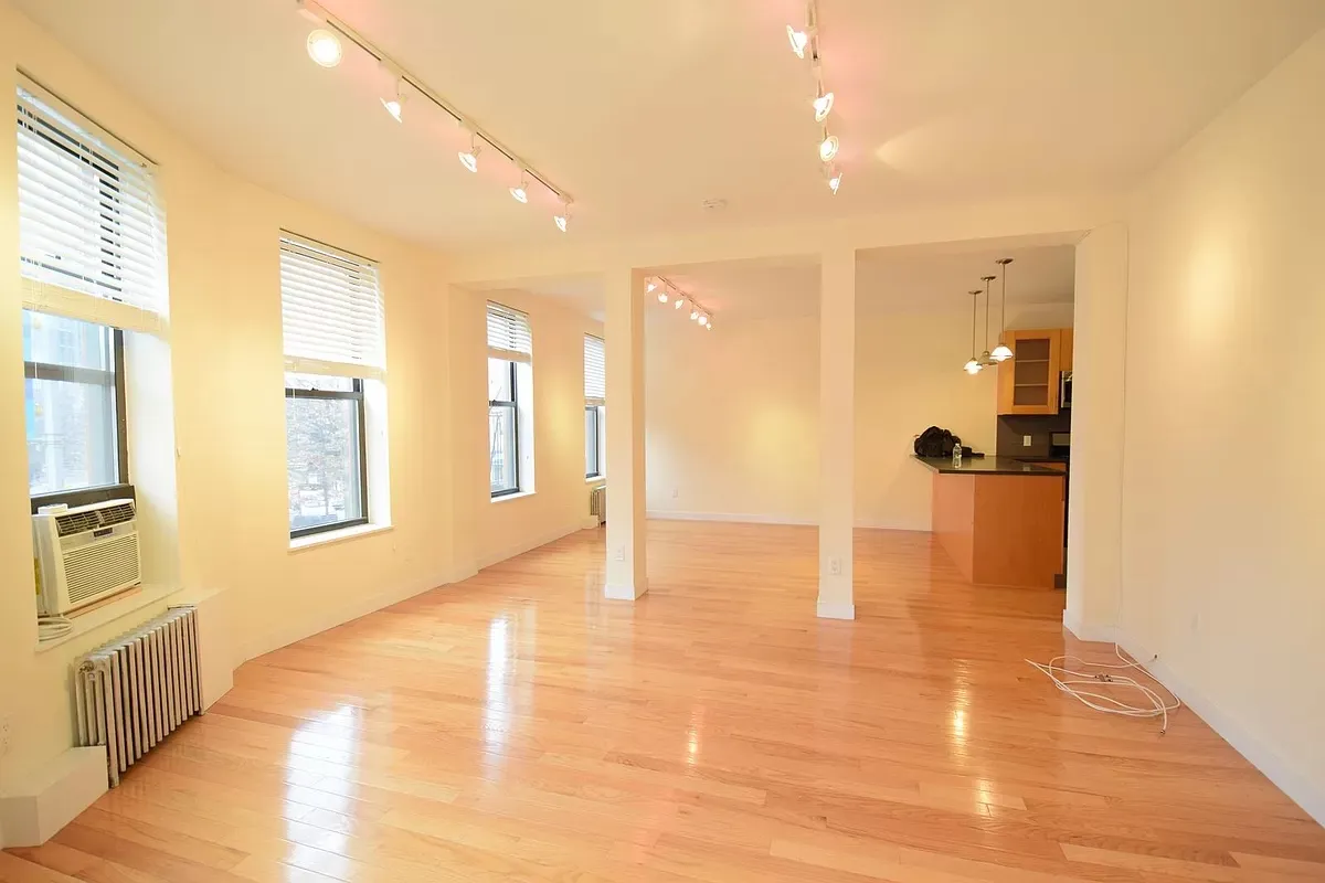 Tivon Forman - 727 Fulton Street #1-1 1 of 14