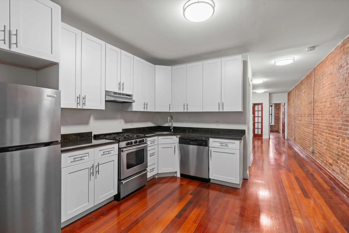The Finelli Team - 316 West 19th Street #3E 1 of 15