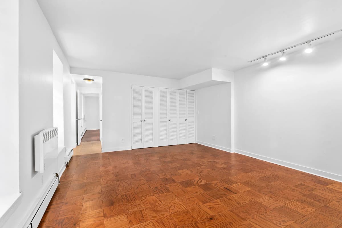 Jill Letts - 56 Perry Street #GC 1 of 15