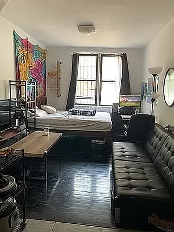 Limor Eliyahu - 542 East 11th Street #A 1 of 12
