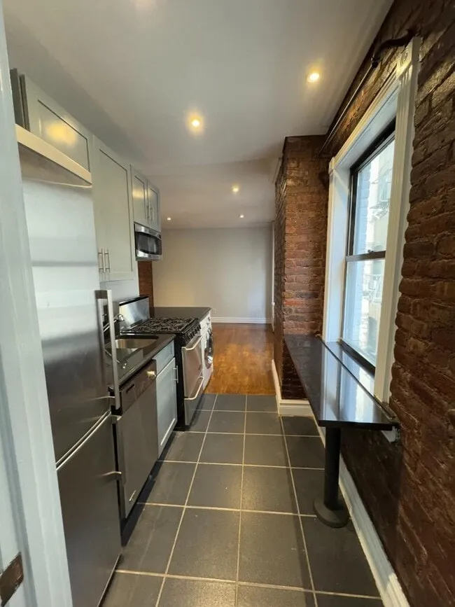 Lenore Paone - 416 East 13th Street #3B 1 of 15