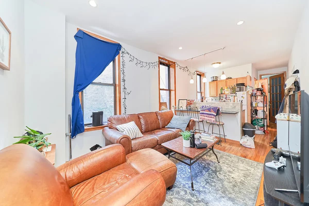 The Osur Team - 593 10th Avenue #4S 1 of 15