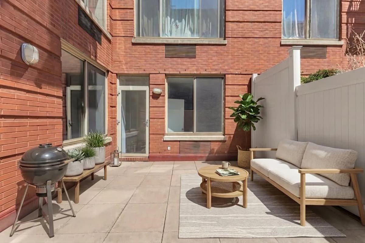 Leasing Agent - 454 Manhattan Avenue #1G 1 of 15
