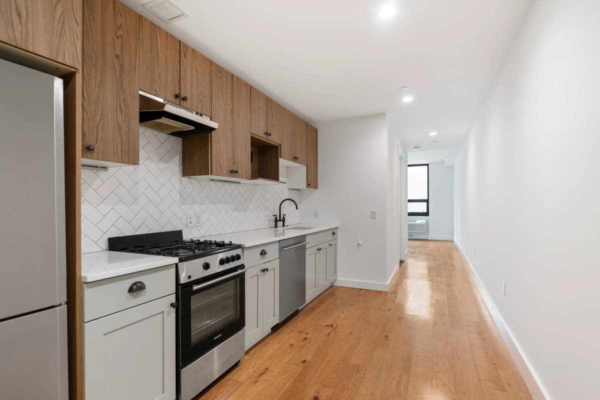 Rowena Villaruel - 213 Maujer Street #1 1 of 15