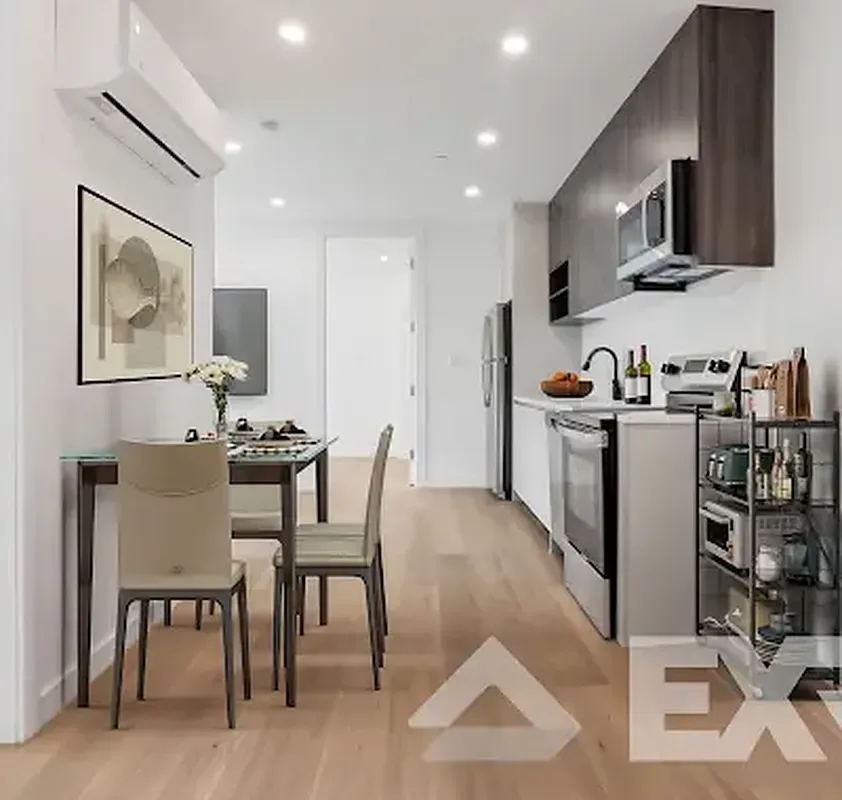 EXR Leasing Office - 3216 Glenwood Road #4R 1 of 15