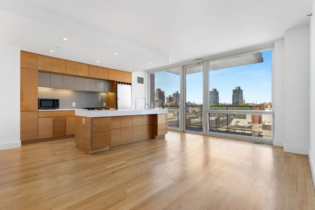 Canvas - 150 Fourth Avenue #9E 1 of 15