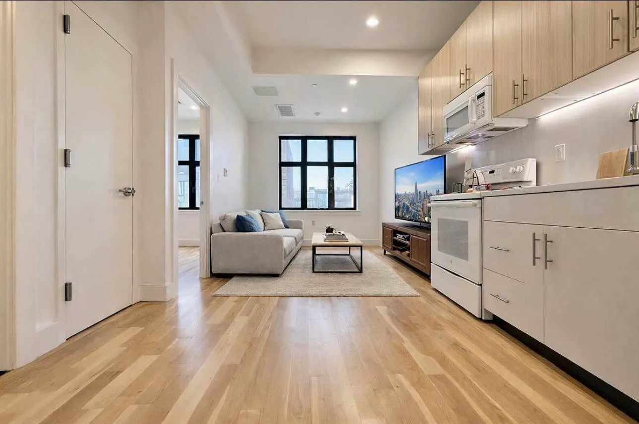 Britney Rodriguez - 818 Lexington Avenue #5F 1 of 15