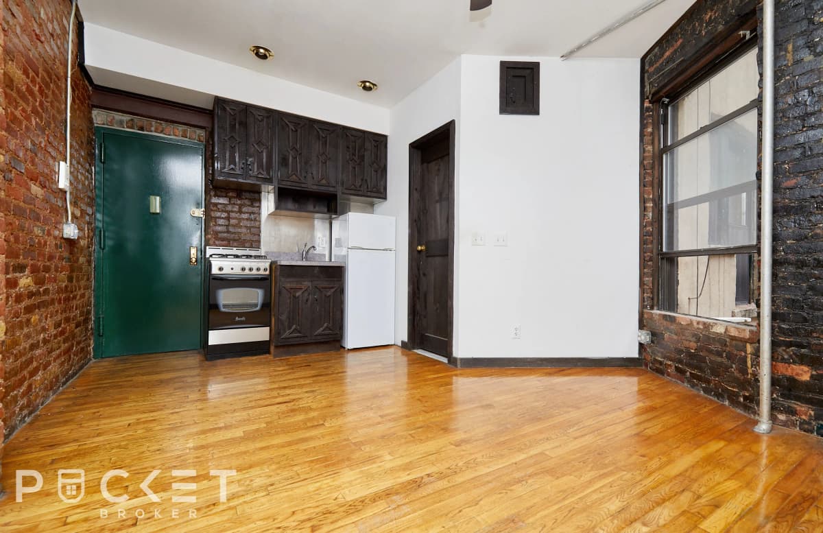 Diana Pfaff - 520 East 14th Street #27 1 of 15