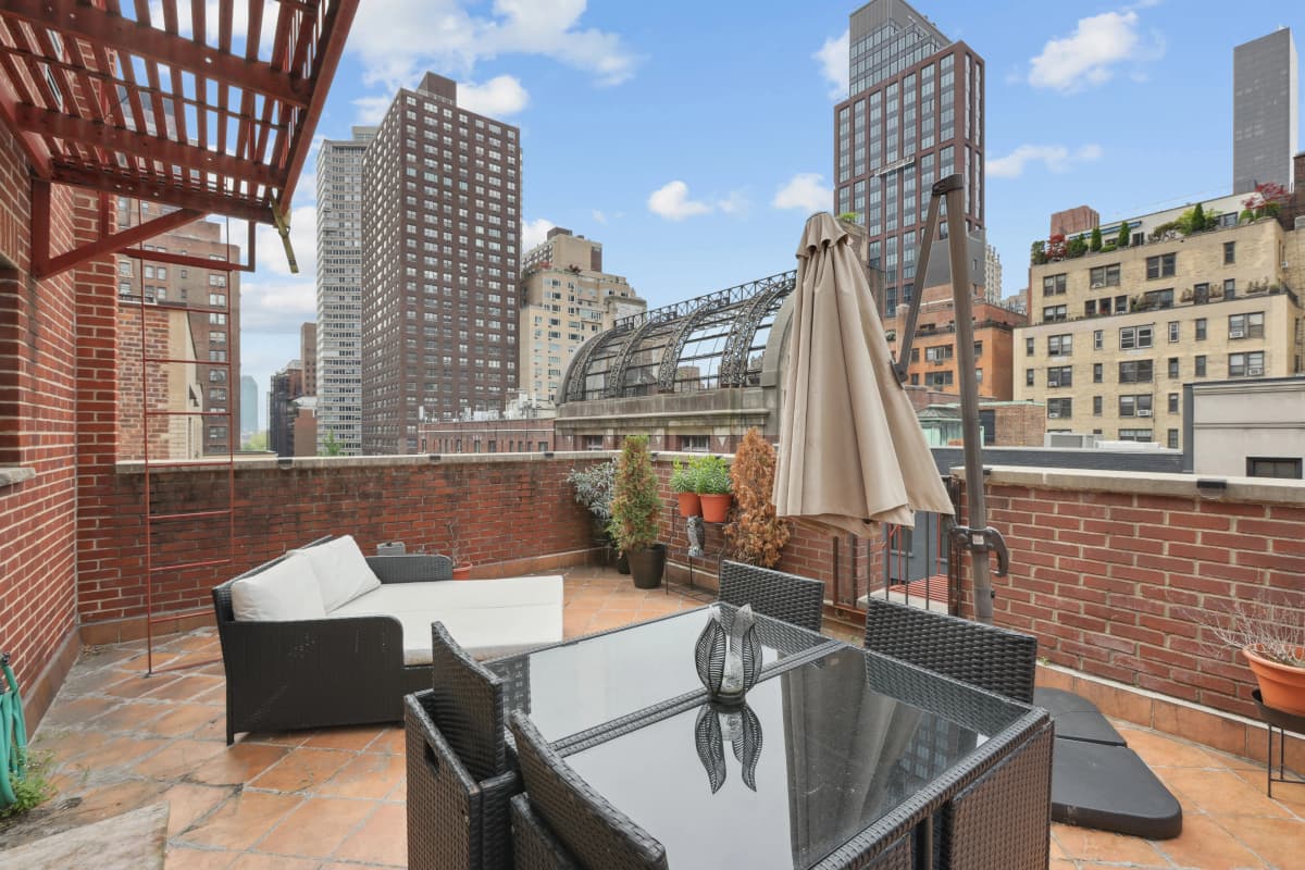Vincent Todaro - 335 East 54th Street #PH2 1 of 14