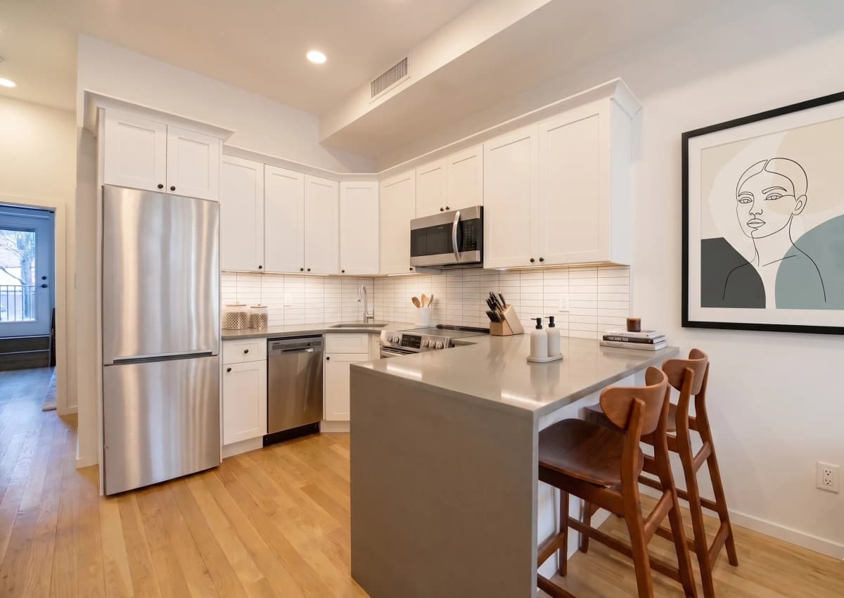 Charles Quimby - 386 6th Avenue #2 1 of 12