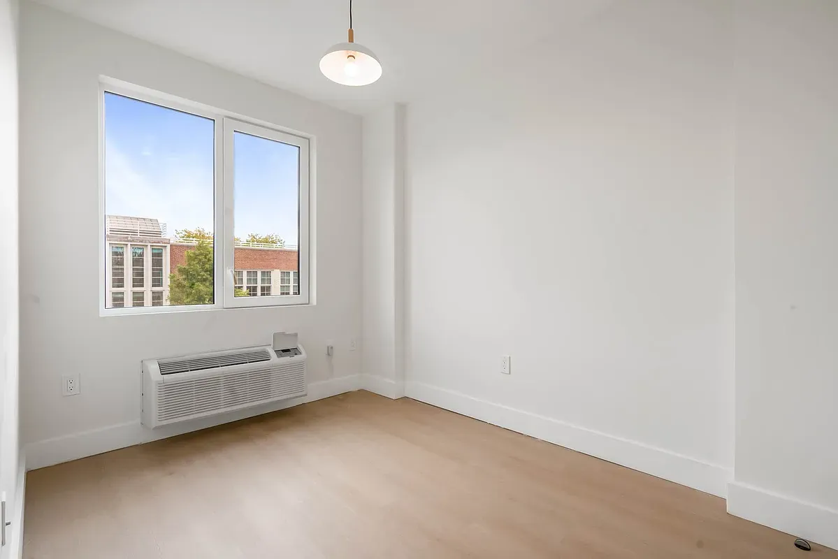 Leibel Gordon - 102 East 53rd Street #5C 1 of 15