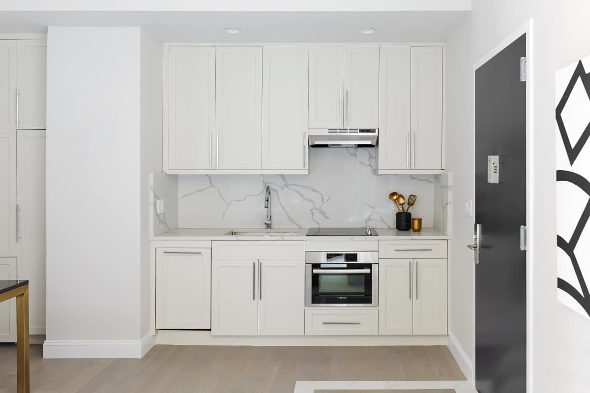 Seth Rosner - 915 West End Avenue #102 1 of 15