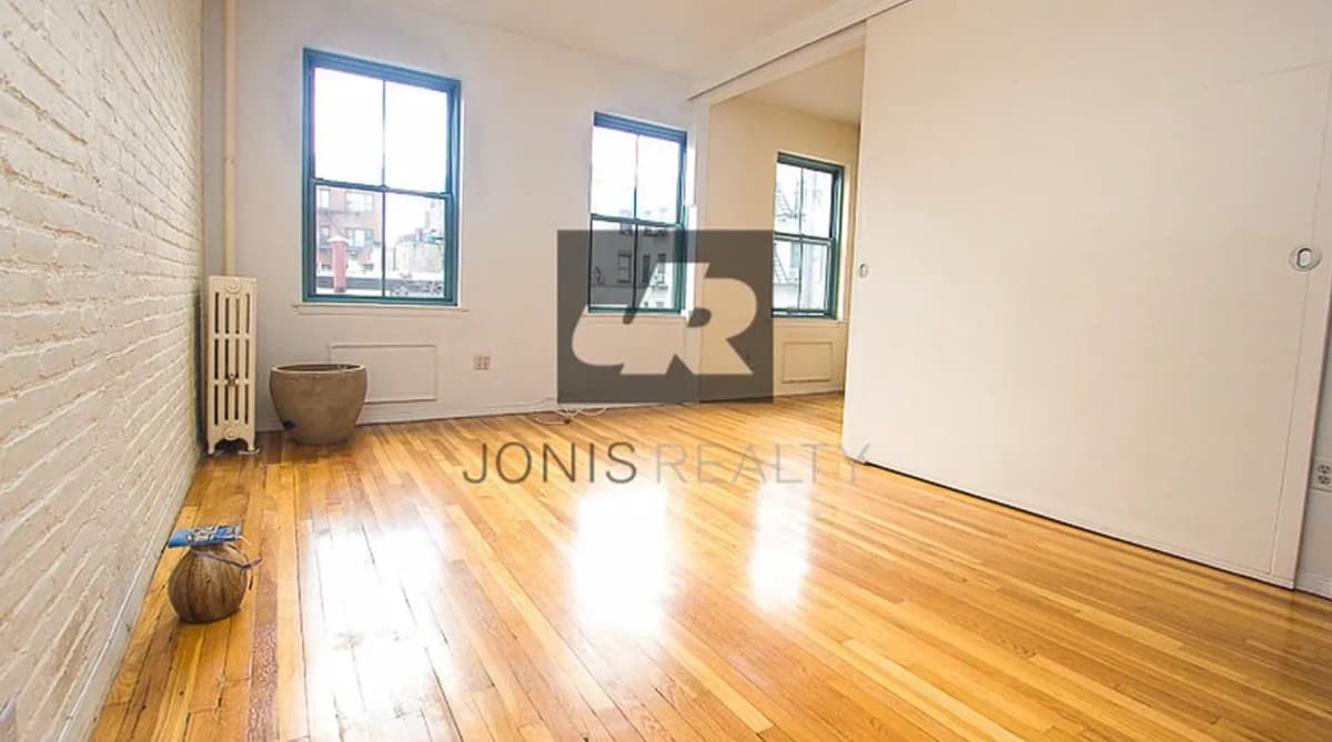 elena J - 260 West 21st Street #3N 1 of 15