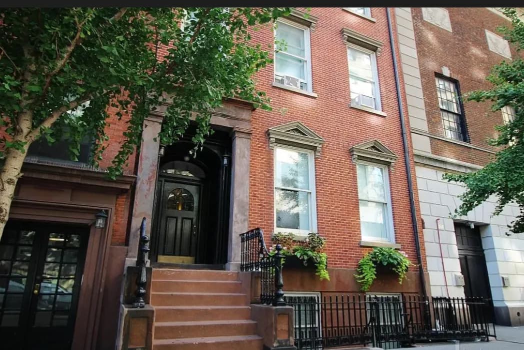 Larisa Lapysh - 104 East 17th Street #3R 1 of 15