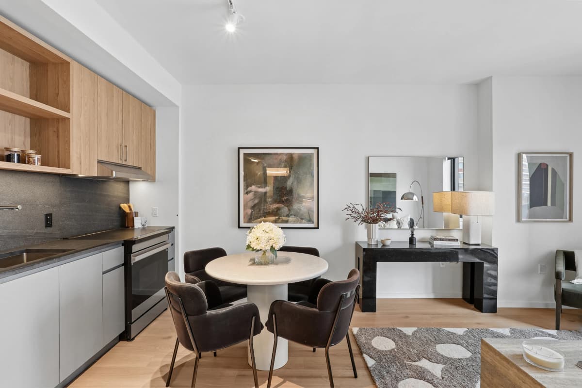 House 55 - 55 Willoughby Street #35H 1 of 15
