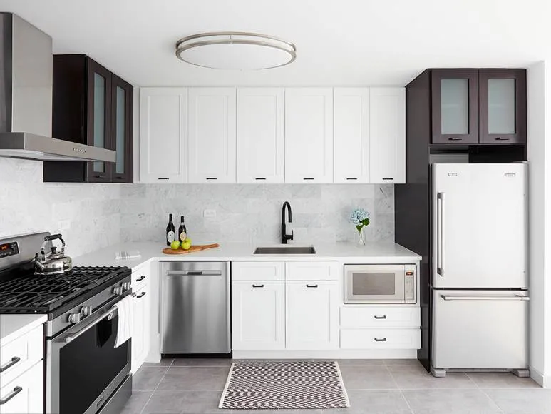 Remy Armenakis - 10-40 River Road #20009M, NEW YORK, NY 10044 1 of 12