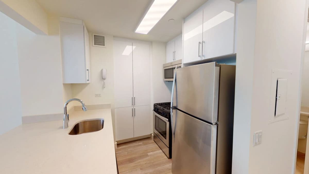 10 Hanover Square - 10 Hanover Square #19U 1 of 15