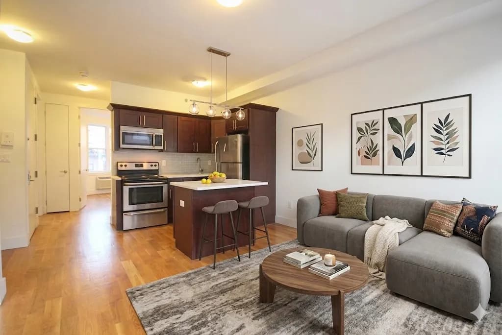 Rentopia Listings - 33 Meserole Street #3 1 of 11