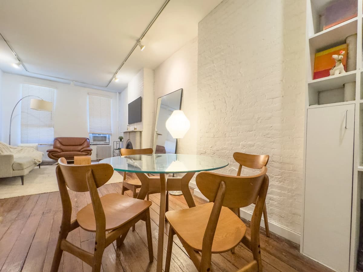 Alon Rantapää - 96 East 7th Street #2 1 of 15