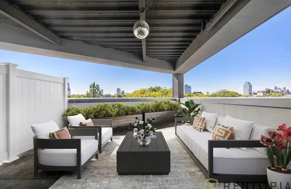 Rentopia Listings - 494 Manhattan Avenue #401E 1 of 12