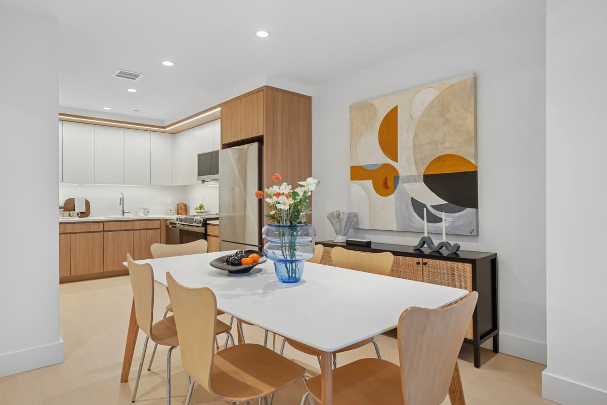 Noah Kaplan - 170 Freeman Street #PH1 1 of 15